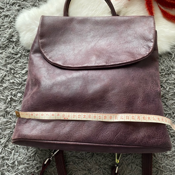 Roots Genuine Leather Backpack - Picture 8 of 10